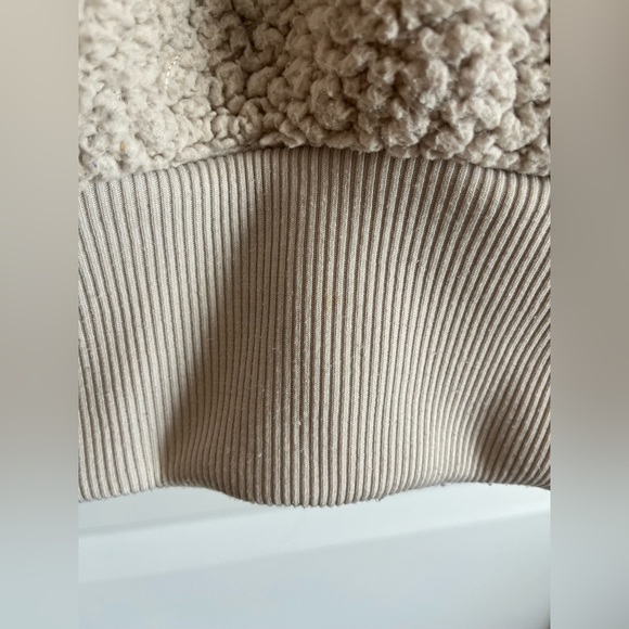 American Eagle quarter-zip sherpa - Picture 7 of 9